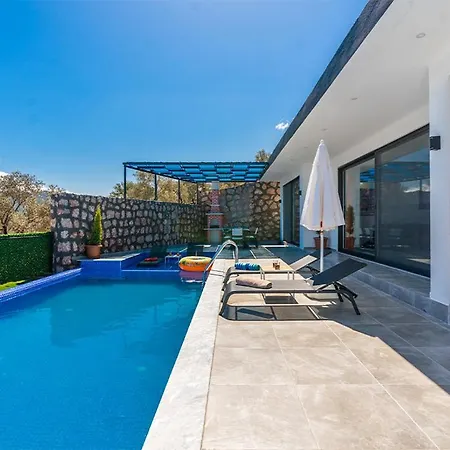 Happy 2- 2 Bedroom Villa