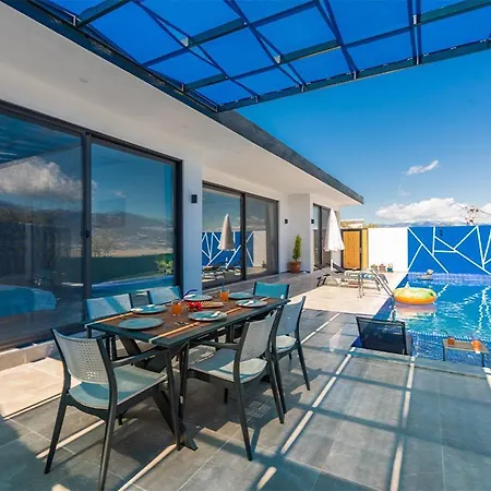 Happy 2- 2 Bedroom Villa *